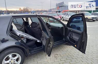 Седан Volkswagen Golf 1999 в Дрогобыче