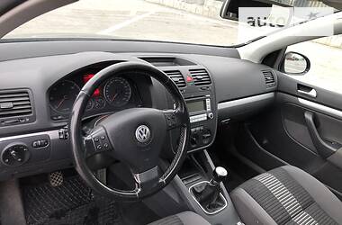 Хэтчбек Volkswagen Golf 2008 в Луцке