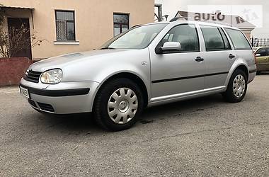 Универсал Volkswagen Golf 2001 в Знаменке