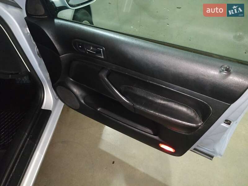 Хетчбек Volkswagen Golf 1999 в Хмельницькому