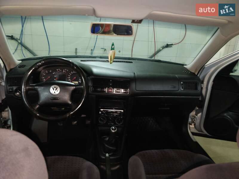 Хетчбек Volkswagen Golf 1999 в Хмельницькому