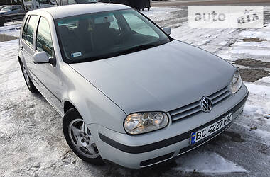 Хэтчбек Volkswagen Golf 1999 в Городке