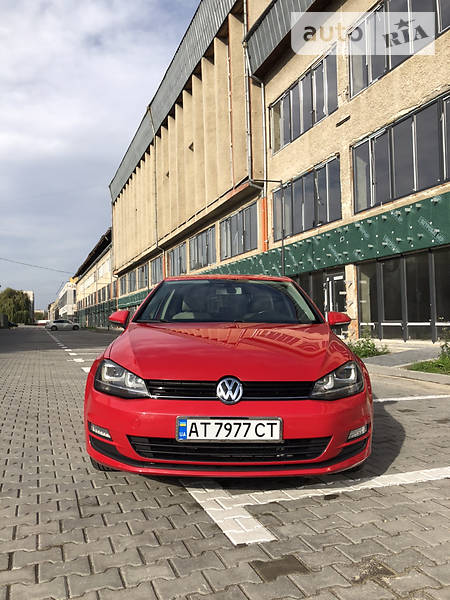 Хетчбек Volkswagen Golf 2015 в Івано-Франківську