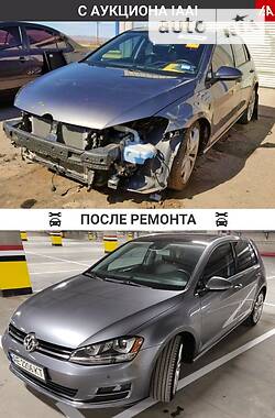 Хетчбек Volkswagen Golf 2015 в 