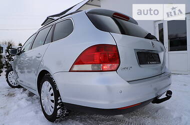 Универсал Volkswagen Golf 2009 в Дрогобыче