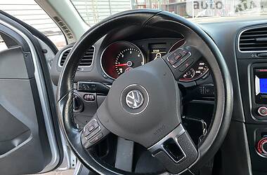 Универсал Volkswagen Golf 2010 в Ивано-Франковске