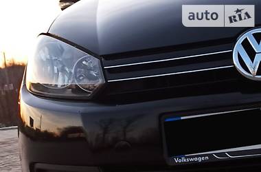 Хетчбек Volkswagen Golf 2009 в 
