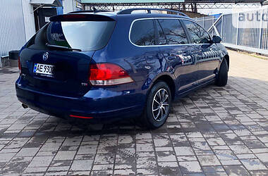 Универсал Volkswagen Golf 2011 в Кривом Роге