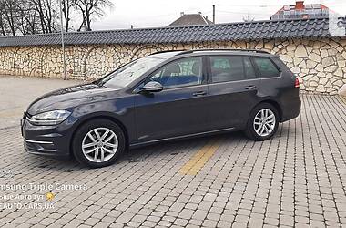 Універсал Volkswagen Golf 2018 в Львові