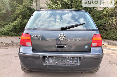 Хэтчбек Volkswagen Golf 2000 в Черкассах