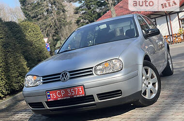 Хэтчбек Volkswagen Golf 2003 в Дрогобыче