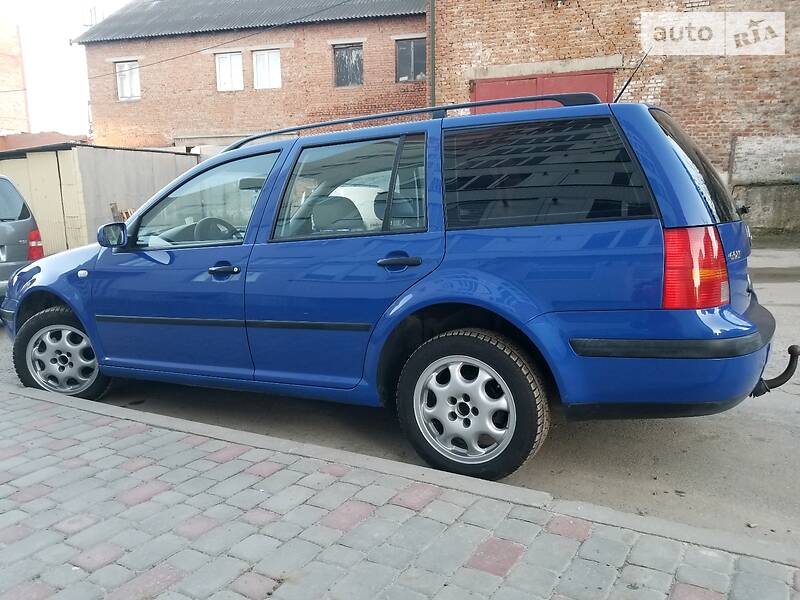 Универсал Volkswagen Golf 2002 в Тернополе