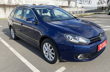 Универсал Volkswagen Golf 2012 в Киеве