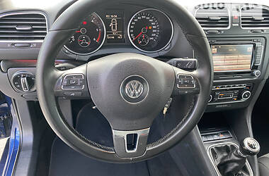 Універсал Volkswagen Golf 2012 в Києві