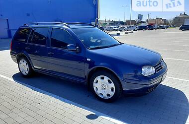 Универсал Volkswagen Golf 2003 в Виннице