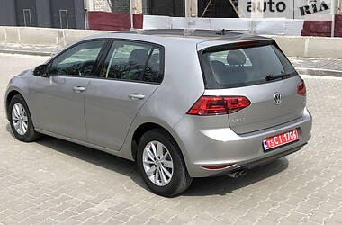 Хэтчбек Volkswagen Golf 2015 в Ивано-Франковске