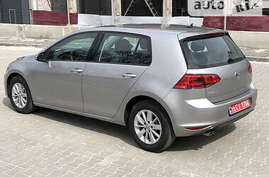 Хэтчбек Volkswagen Golf 2015 в Ивано-Франковске