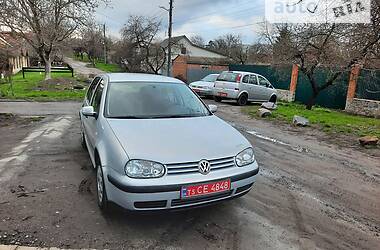 Хэтчбек Volkswagen Golf 1998 в Полтаве