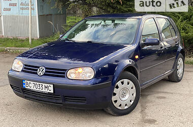 Хэтчбек Volkswagen Golf 2001 в Дрогобыче