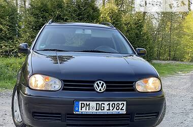Универсал Volkswagen Golf 2001 в Трускавце
