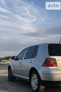 Хэтчбек Volkswagen Golf 2000 в Львове