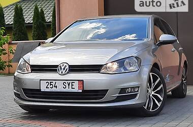 Хэтчбек Volkswagen Golf 2015 в Самборе