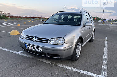 Универсал Volkswagen Golf 2004 в Киеве