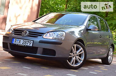 Хетчбек Volkswagen Golf 2006 в Дрогобичі