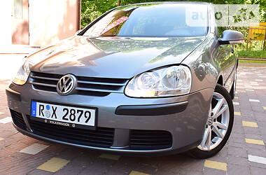 Хетчбек Volkswagen Golf 2006 в Дрогобичі
