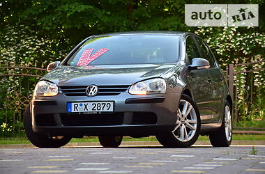 Хетчбек Volkswagen Golf 2006 в Дрогобичі