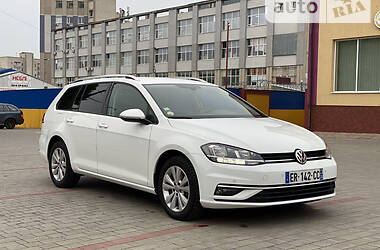 Универсал Volkswagen Golf 2017 в Луцке