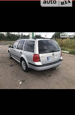 Универсал Volkswagen Golf 2000 в 