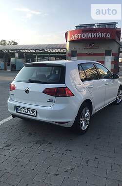 Хетчбек Volkswagen Golf 2014 в Тернополі