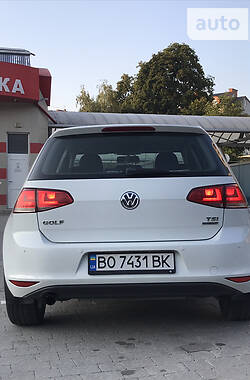 Хэтчбек Volkswagen Golf 2014 в Тернополе