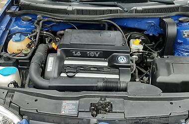 Хетчбек Volkswagen Golf 2002 в Чернігові