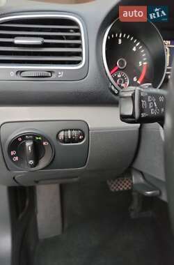 Універсал Volkswagen Golf 2012 в Тернополі