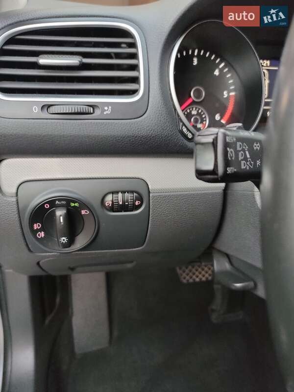 Универсал Volkswagen Golf 2012 в Тернополе