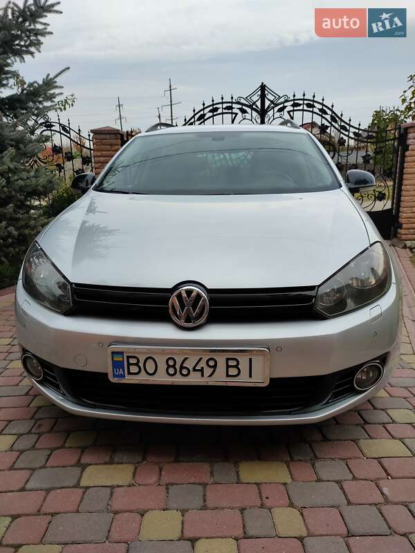 Универсал Volkswagen Golf 2012 в Тернополе