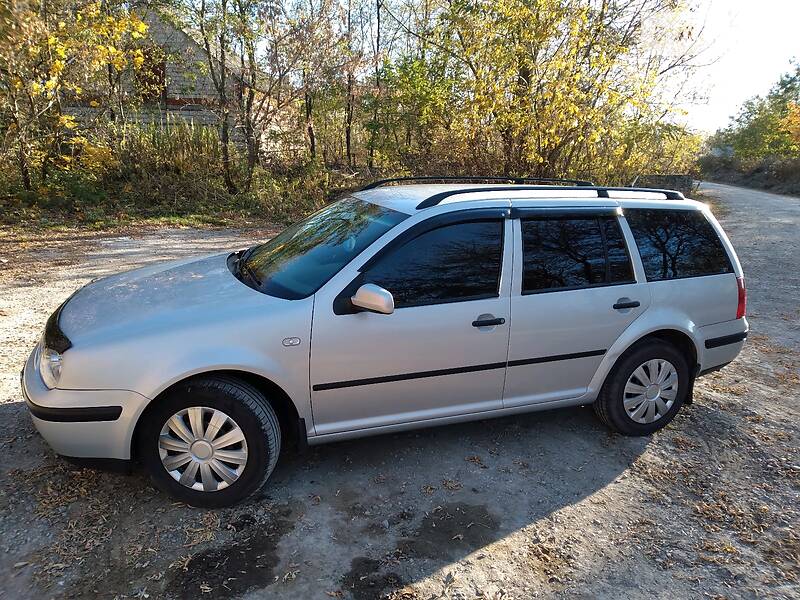 Универсал Volkswagen Golf 1999 в 