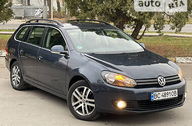 Универсал Volkswagen Golf 2010 в 