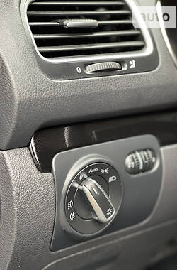 Универсал Volkswagen Golf 2010 в 