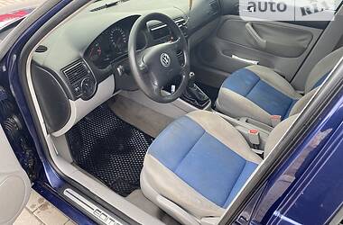 Хетчбек Volkswagen Golf 2000 в Вінниці