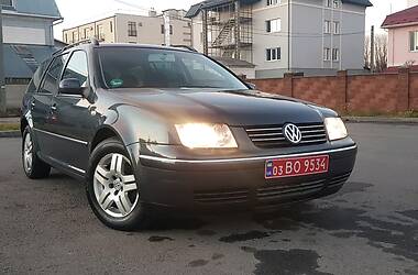 Универсал Volkswagen Golf 2002 в Ровно