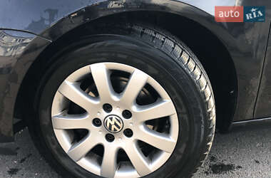 Хэтчбек Volkswagen Golf 2006 в 