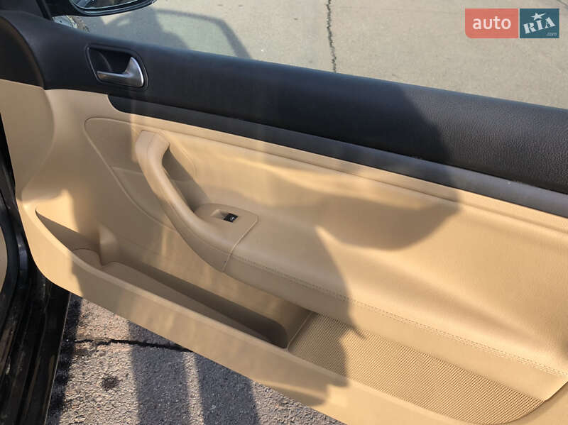 Хетчбек Volkswagen Golf 2006 в Хусті