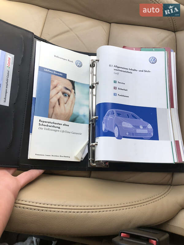 Хетчбек Volkswagen Golf 2006 в Хусті