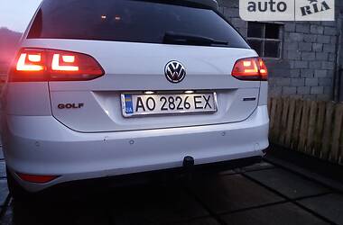 Универсал Volkswagen Golf 2014 в Иршаве