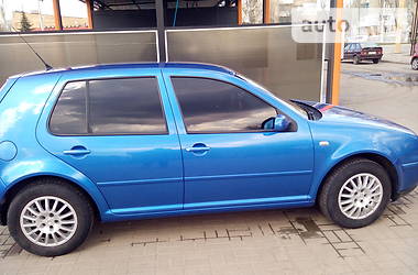 Хетчбек Volkswagen Golf 2000 в Дніпрі