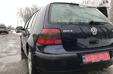 Хэтчбек Volkswagen Golf 2002 в Чернигове