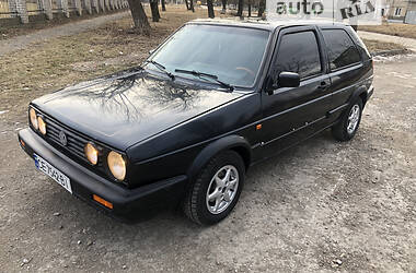 Хэтчбек Volkswagen Golf 1990 в Черновцах